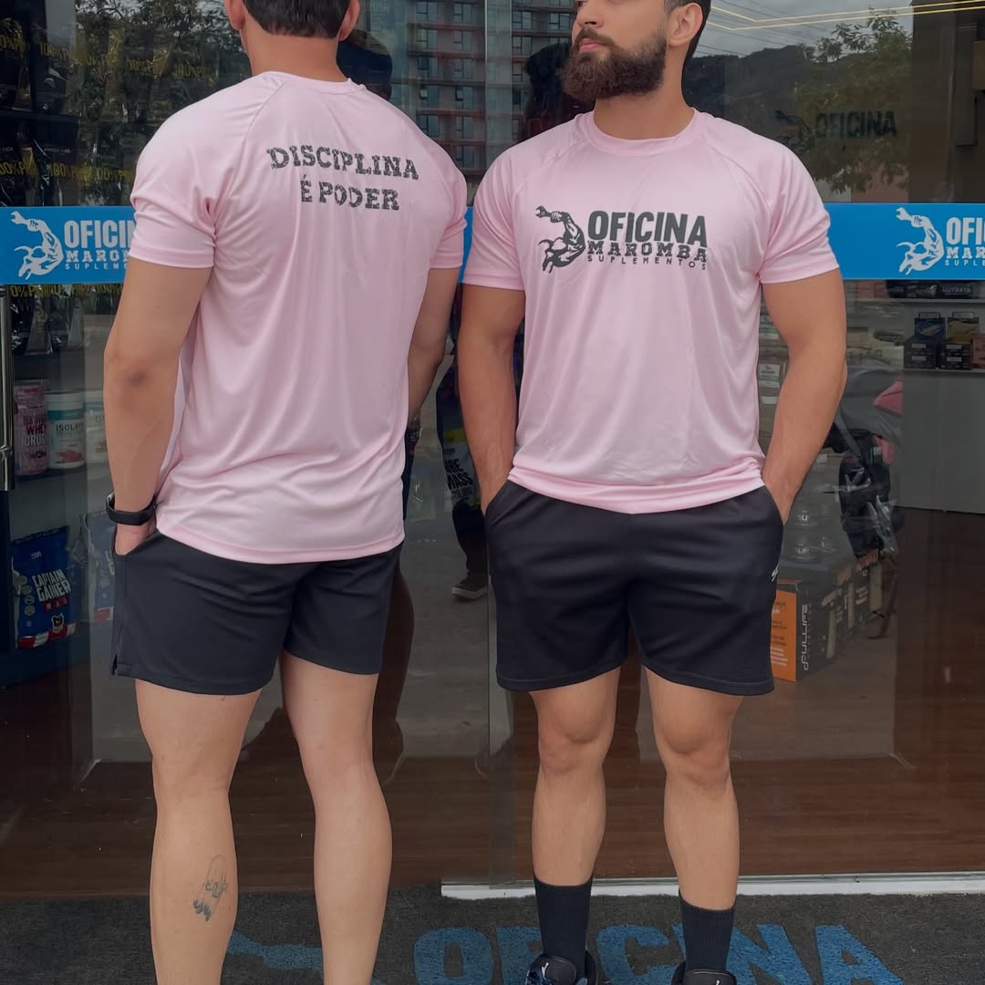 Camisa Oficina Maromba Rosa-bebê com logo preta